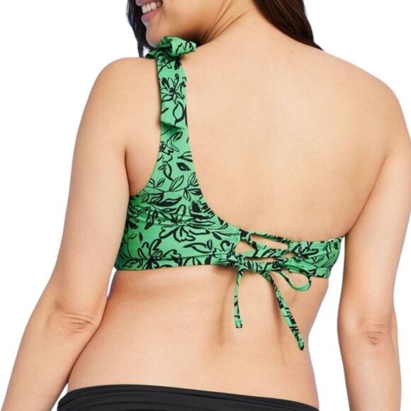 NEW Isabel Maternity by Ingrid & Isabel Floral Asymmetrical Bikini Maternity Top - Picture 2 of 7